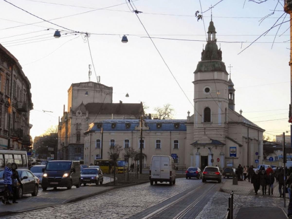 Квартира В Центрі На Вулиці Шевченка 12 Дуже Комфортна Недалеко Біля Вокзалу Lviv Exterior foto